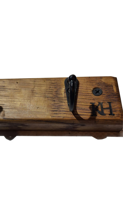 Perchero de Roble Americano con Gancho Metálico Vintage